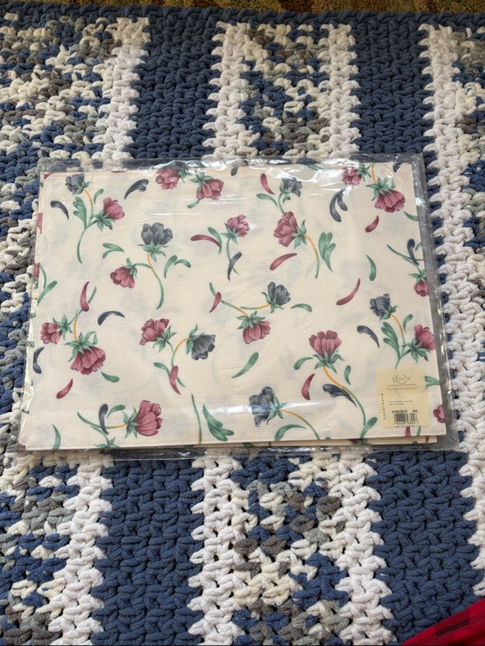 Lenox Floral Place Mats  in Pink, Green & Gray